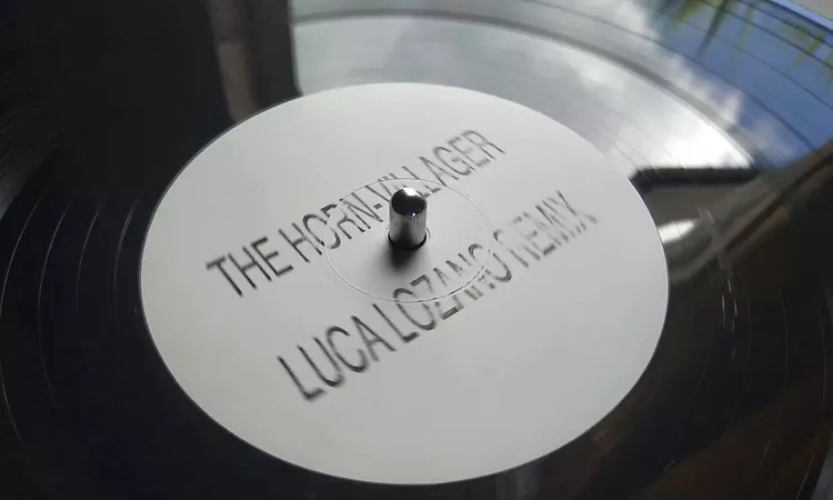 The Horn ?? Villager (Luca Lozano Remix)