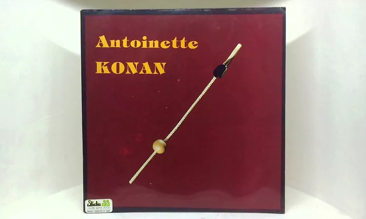 Antoinette Konan - M'Acko?