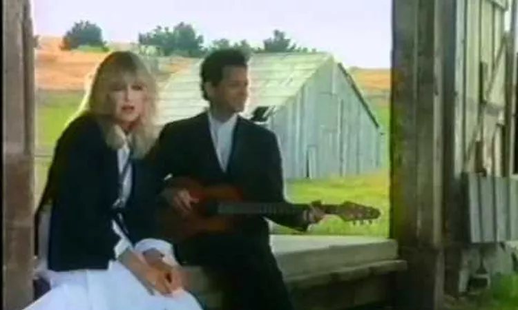 Fleetwood Mac - Little Lies