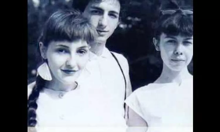 Isabelle Antena - Noelle a Hawaii