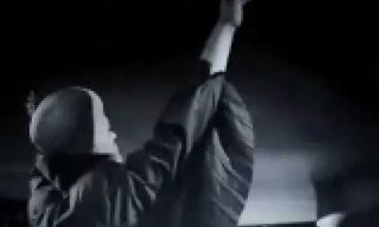 Radiohead - Subterranean Homesick Alien hilarious video
