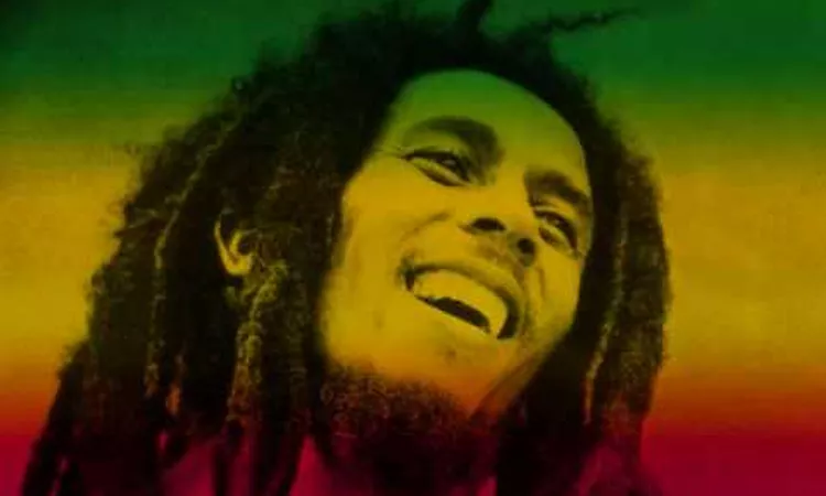 Bob Marley - Could You Be Loved (HQ)