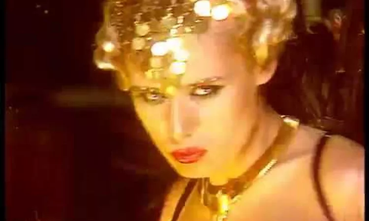 Moloko - Pure Pleasure Seeker - Official Video