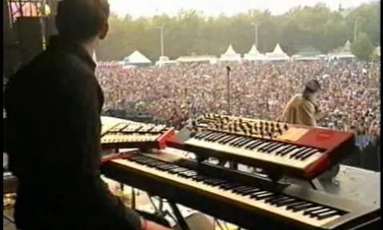 Moloko - Sing it Back