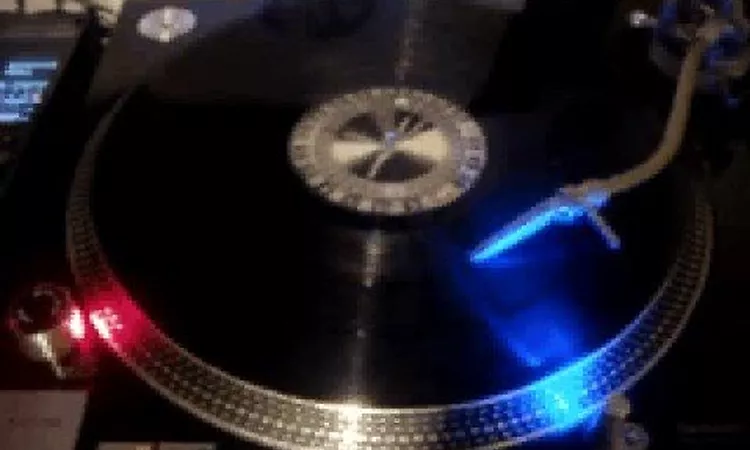 Thomas Bangalter-What to do(Trax on da rocks)