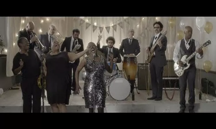 Sharon Jones & the Dap-Kings Stranger To My Happiness