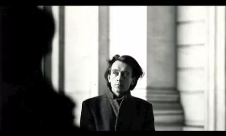 Benjamin Lew: Tori. Pr?s De La Soierie