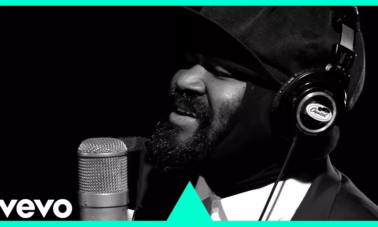 Gregory Porter - Holding On (1 mic 1 take)