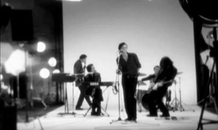 Suede - Beautiful Ones