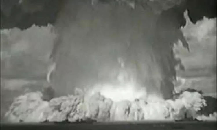 Godspeed You Black Emperor - Rockets Fall on Rocket Falls