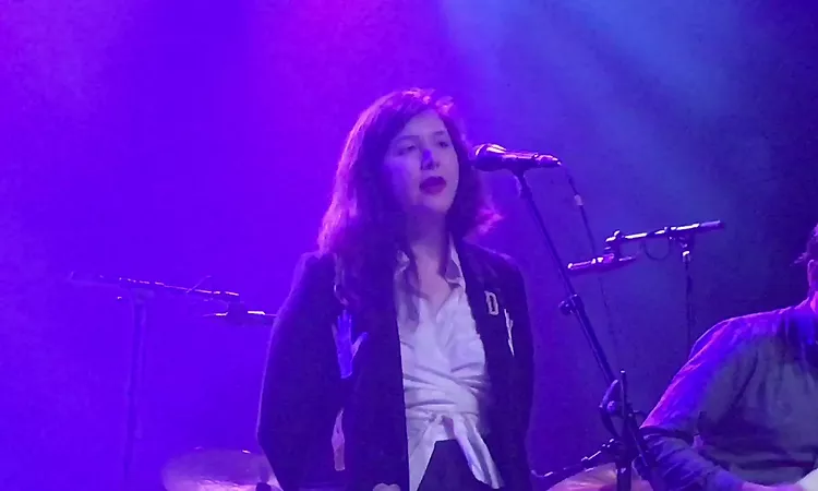 Boygenius 11/6/18 Brooklyn Steel - Bite the Hand