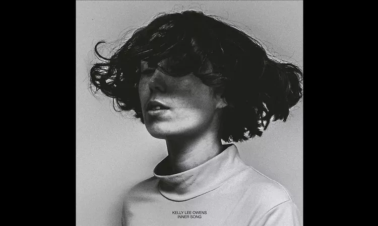 Kelly Lee Owens ? Arpeggi