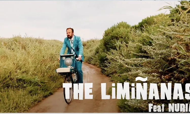 The Limi?anas - Calentita (feat. Nuria) (Official Video)
