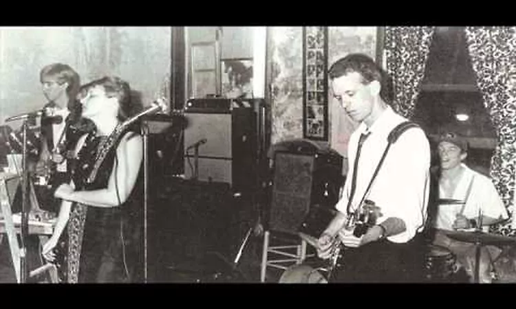 Pylon - Danger (1980)
